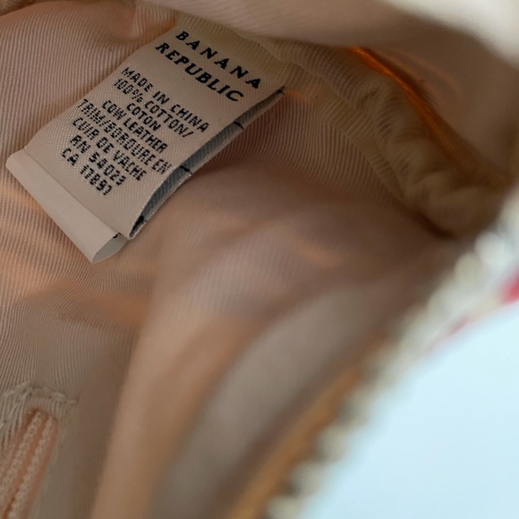 Banana Republic canvas shoulder bag - Picture 5 of 6